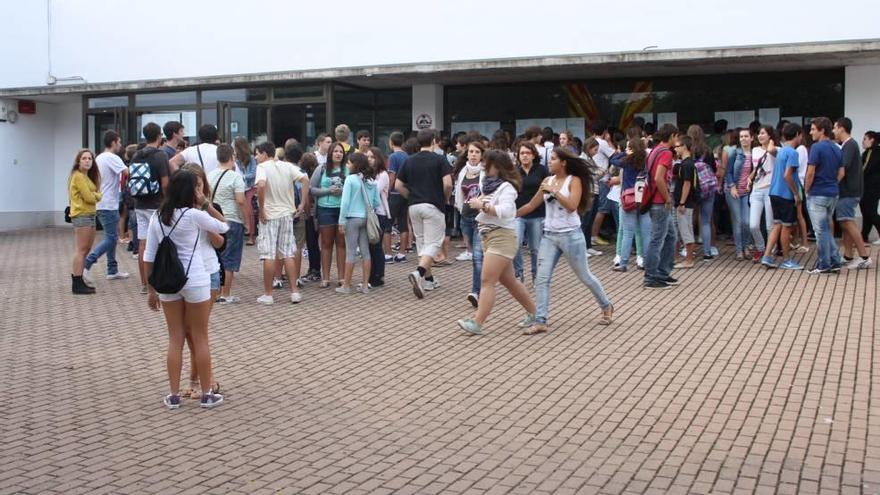 El Govern da marcha atrás a la propuesta de adscribir a los alumnos al IES de Muro