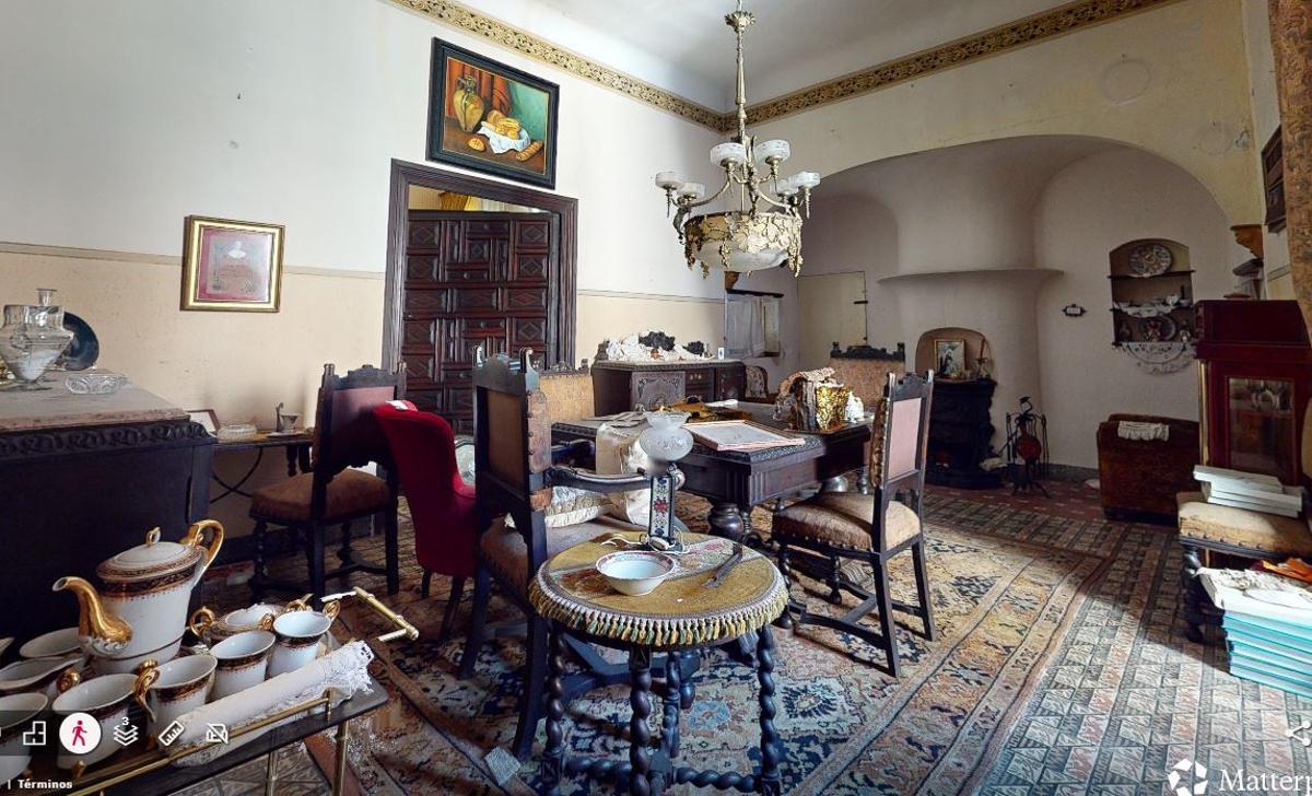 Una de las estancias de la majestuosa casa de la plaza Mossen Urios.