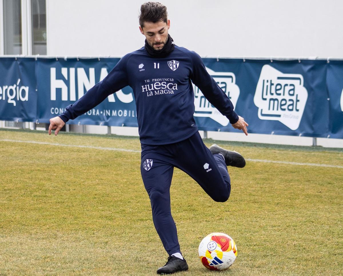 Liberto Beltrán, en el último entrenamiento del conjunto azulgrana antes del partido de Copa.