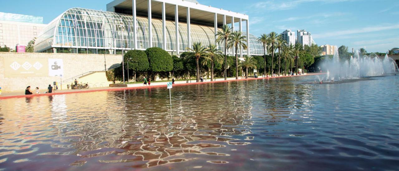 El Palau de la Música busca nuevo director técnico, jefe de personal y economista