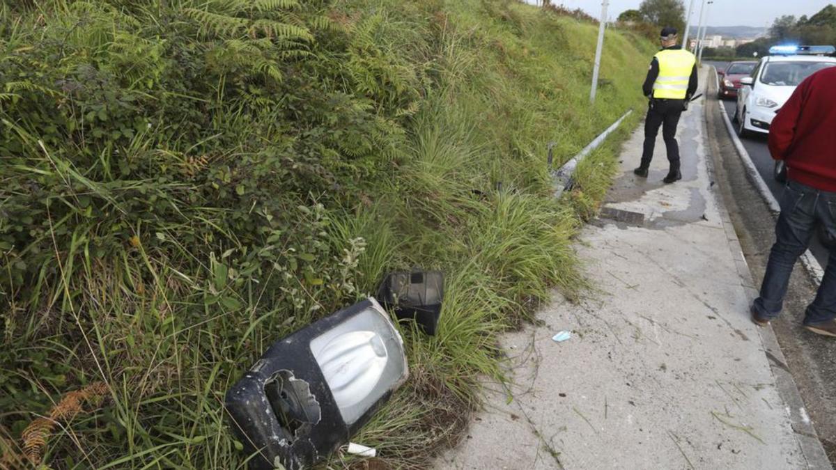 La Policía bate San Cristóbal en busca de un accidentado | R. SOLÍS