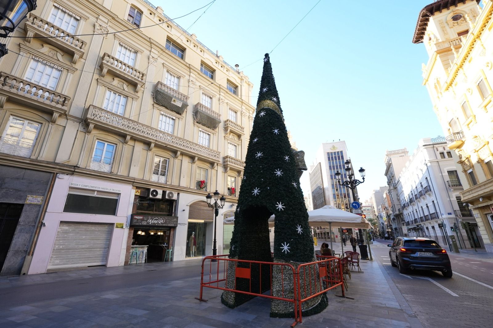 Castelló se engalana para la Navidad