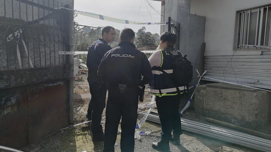 Al menos tres heridos por una explosión de gas en una vivienda en Ourense