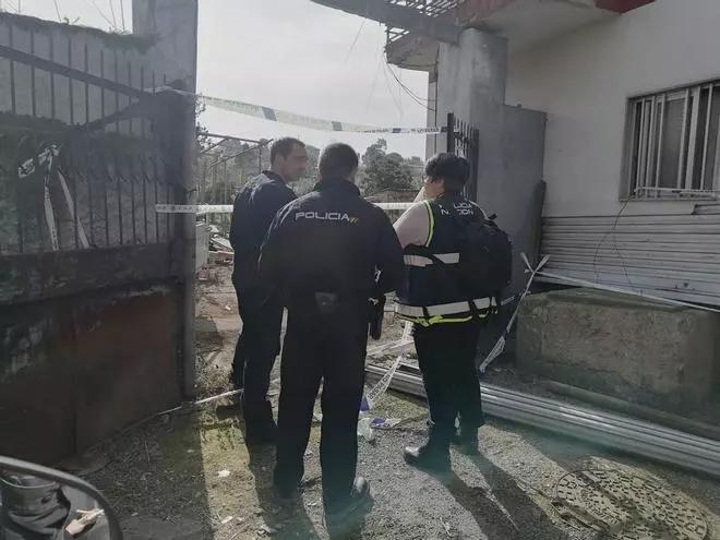 Al menos tres heridos por una explosión de gas en una vivienda en Ourense