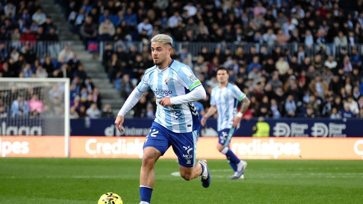 Dani Lorenzo se puede perder el mes más importante del Málaga CF.