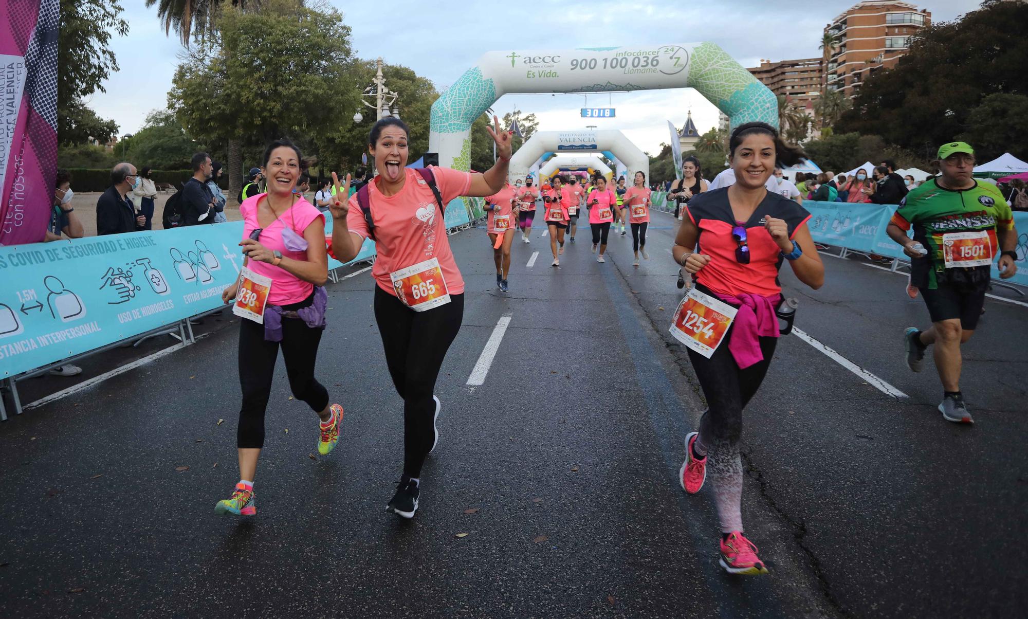 Búscate en la carrera contra el cáncer de València