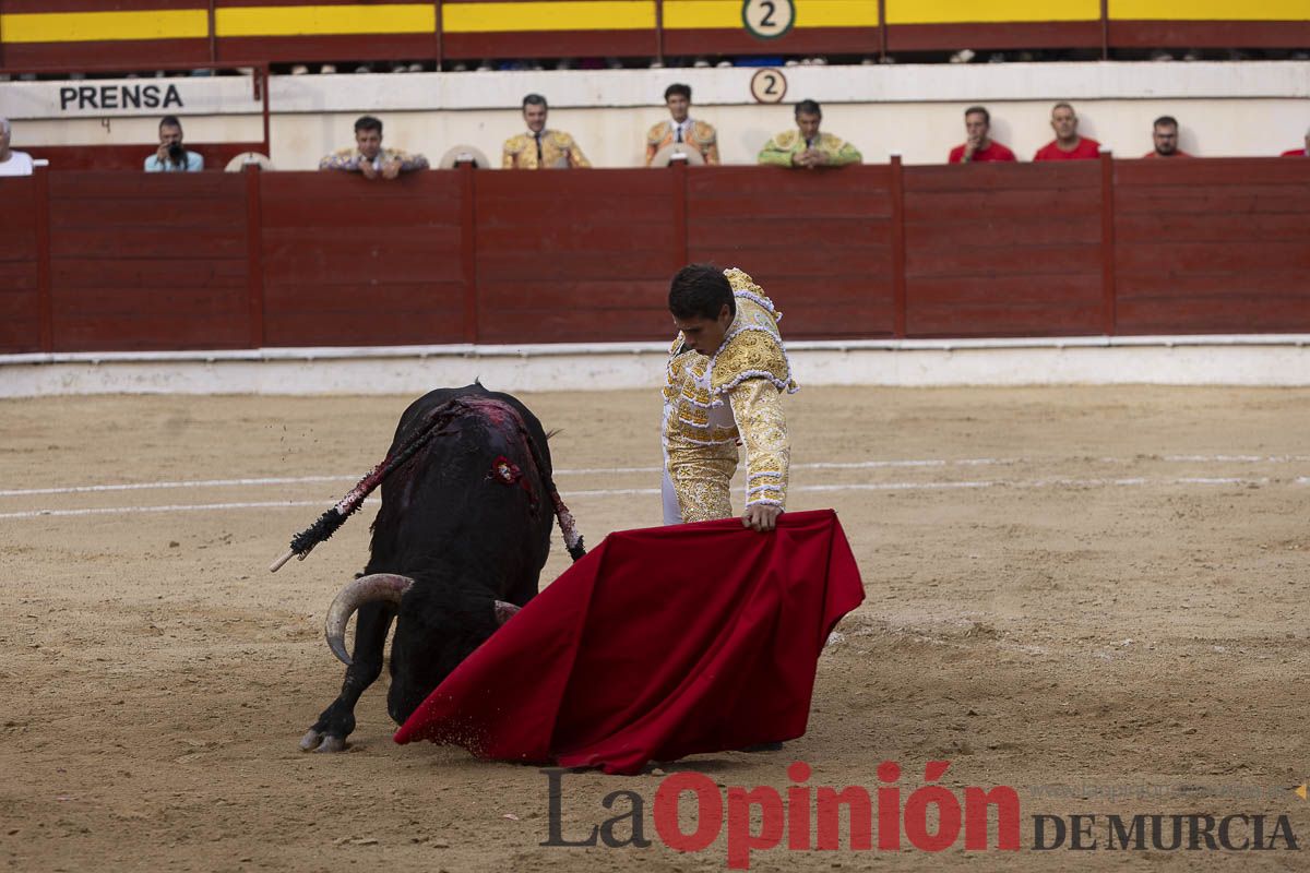 Tarde histórica en Abarán con la alternativa de José María Trigueros y el indulto de Tomás Rufo, junto a Castella salieron a hombros