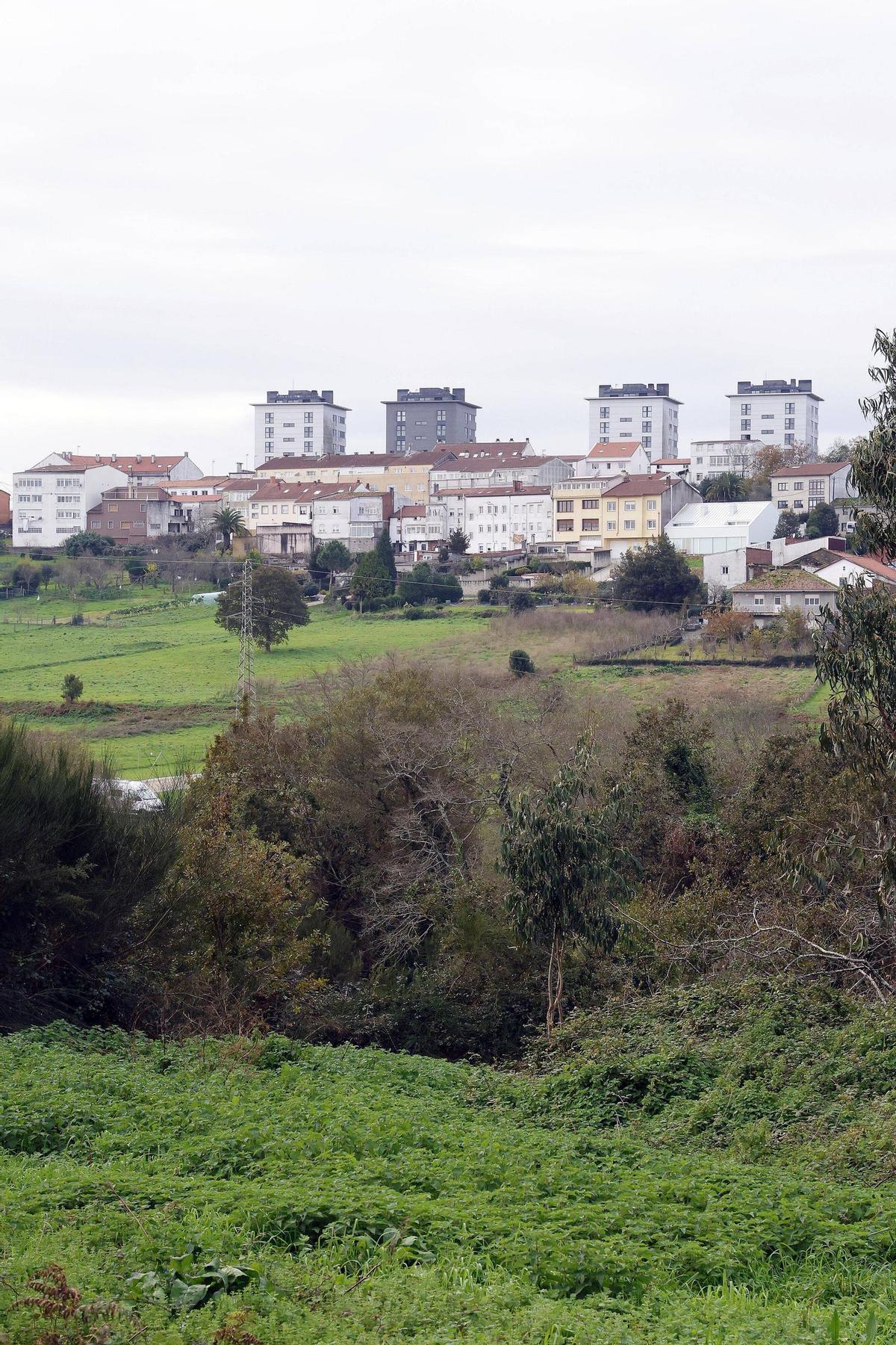 Terrenos de Mallou en los que se levantará el nuevo barrio de Santiago