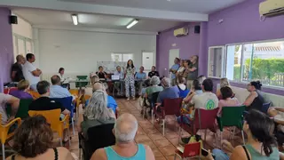 "Los vecinos de La Reva están hartos de no poder descansar por el tráfico del polígono industrial"
