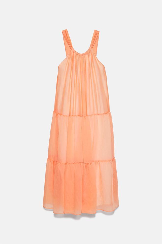 Vestido naranja con volantes y sostenible de Zara