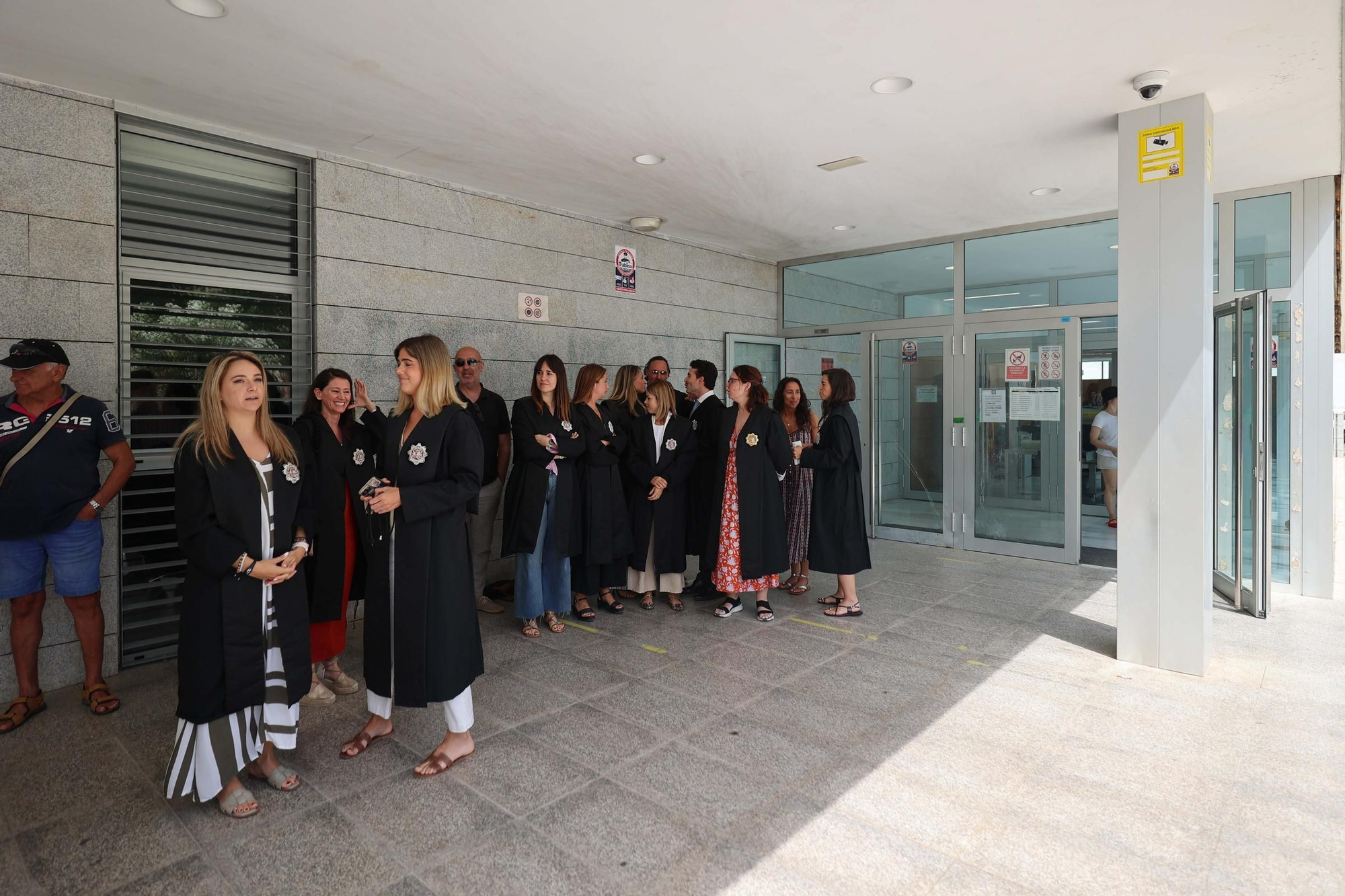 Todas las imágenes de la protesta de jueces en Ibiza
