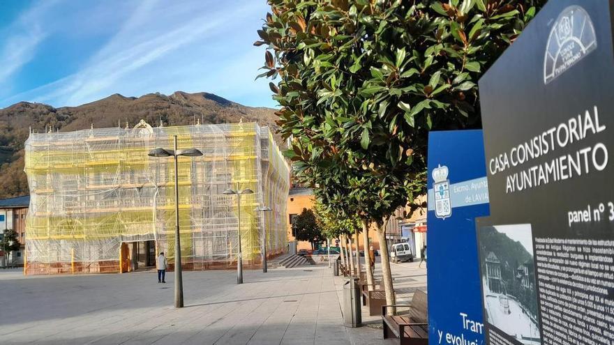 Seis peones de obra pública, cuatro albañiles y un carpintero: Laviana abre el plazo de su plan de empleo