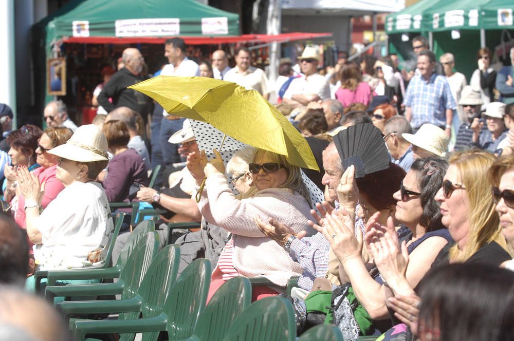 Feria de productos de la tierra en San Mateo