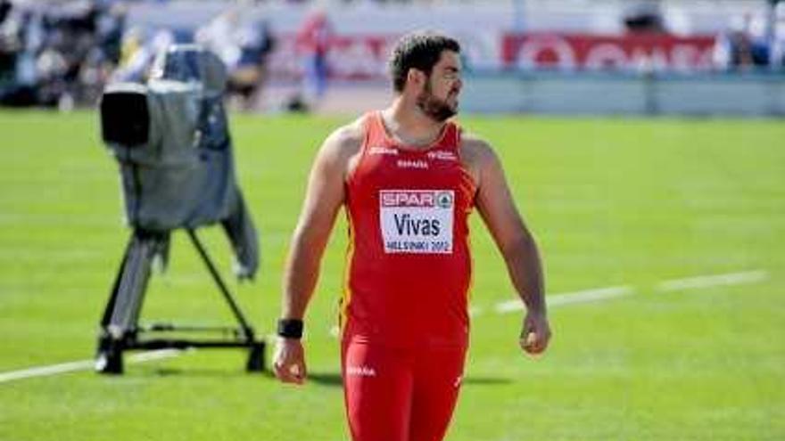 El malagueño Borja Vivas, durante un momento del concurso de peso en Helsinki.