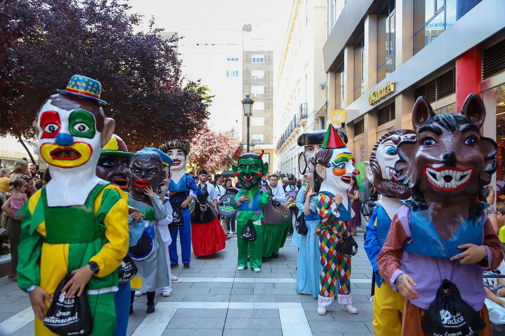 Gigantes y Cabezudos en Badajoz: una tradición que recuerdan los mayores y disfrutan los niños