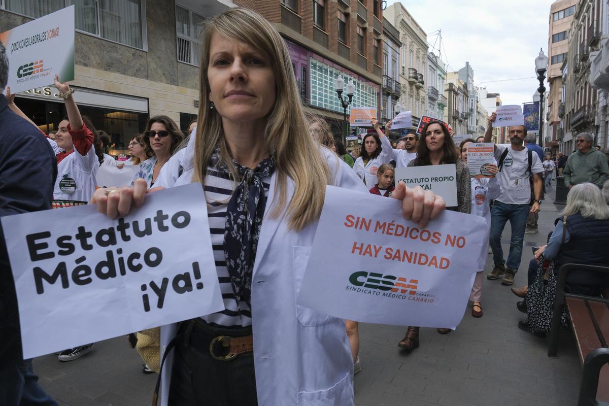 Manifestación de médicos en Las Palmas de Gran Canaria Manifestación de médicos en Las Palmas de Gran Canaria