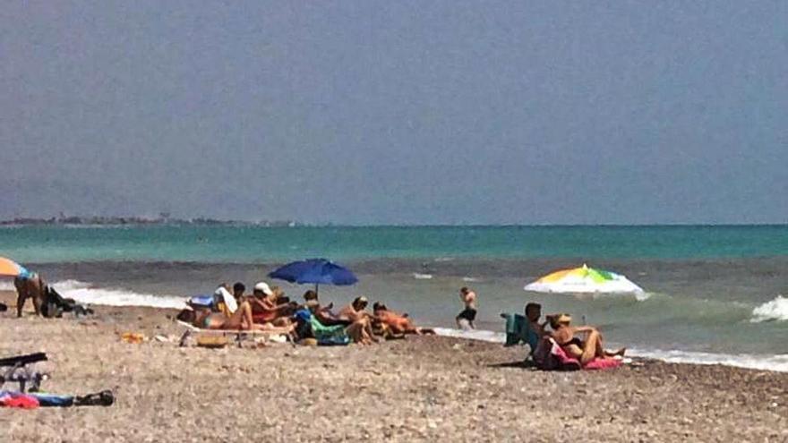 Imagen de la mancha, en la costa de Corinto.