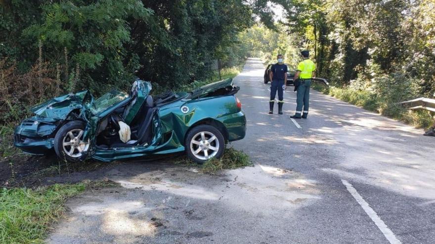 El coche de Bernard Marcos en la recta donde ocurrió el accidente. | LNE