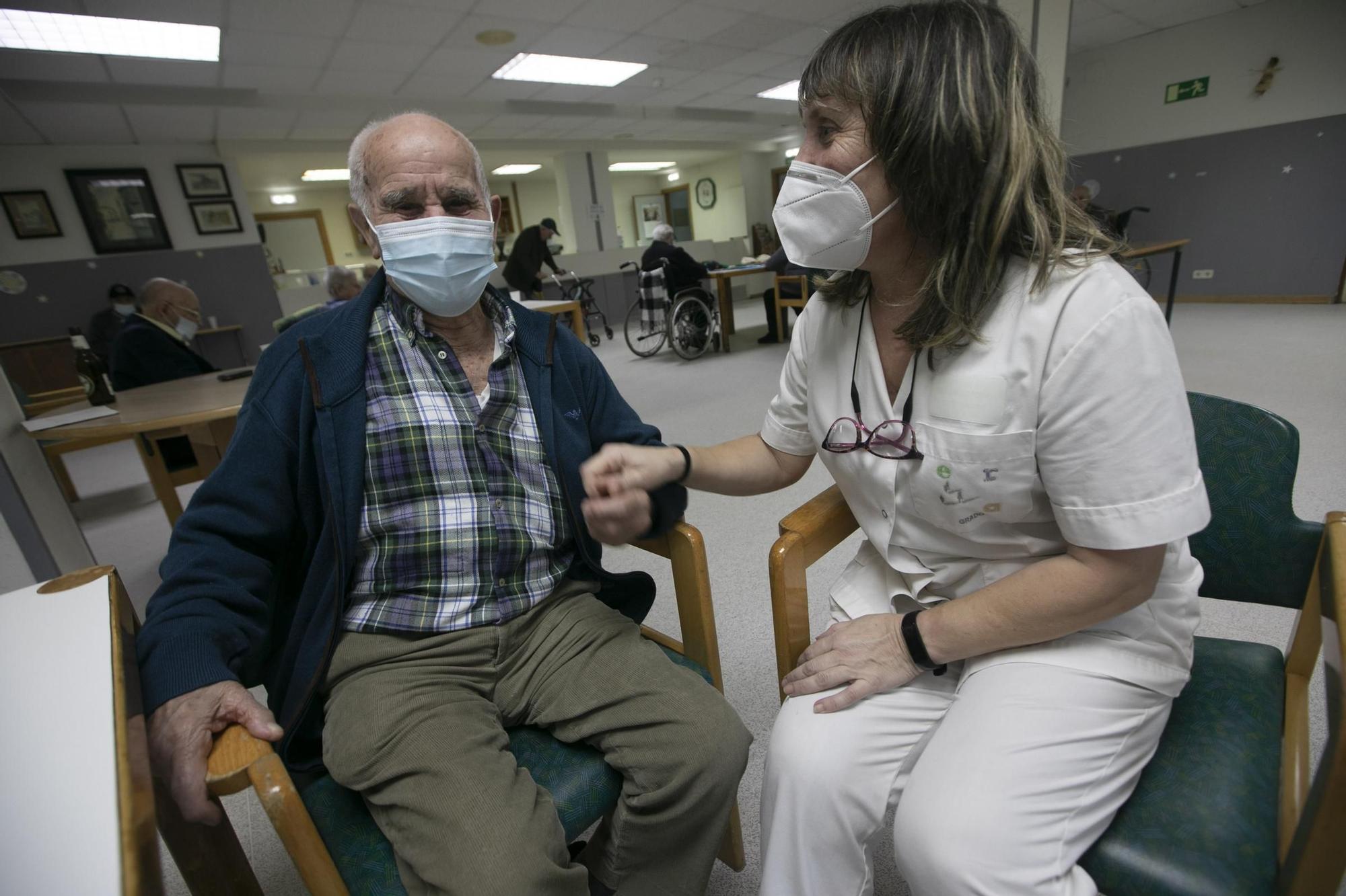 Grado, once meses después del virus