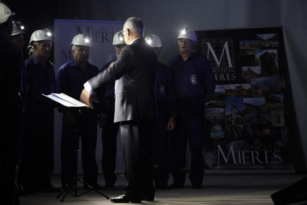 Paula Echevarría, embajadora de los Mierenses en el Mundo