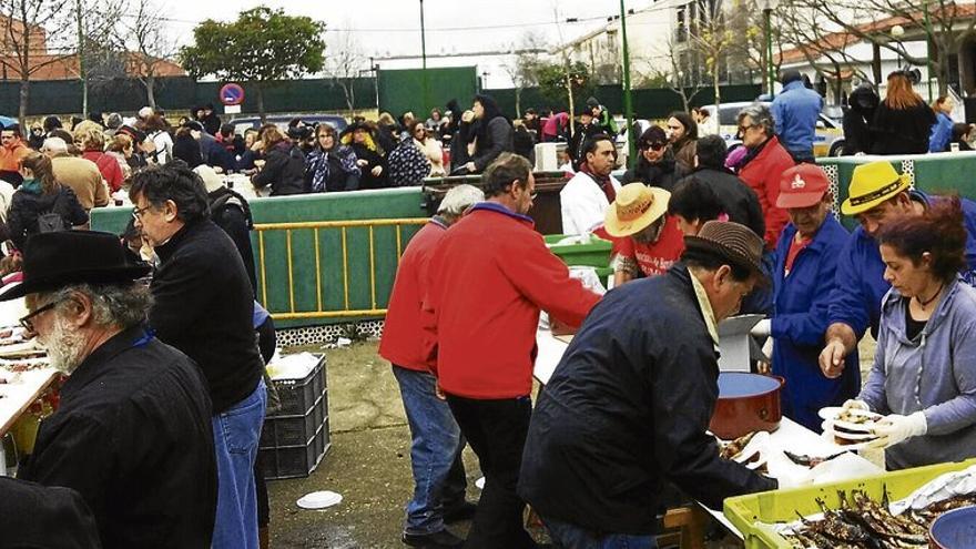 El Carnaval se despide con el popular entierro de la sardina