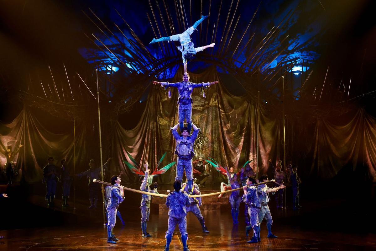 El Circo del Sol inaugura su renovada 'Alegria' en València