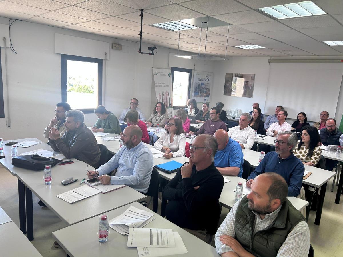 Participantes en la reunión informativa de la Subbética.