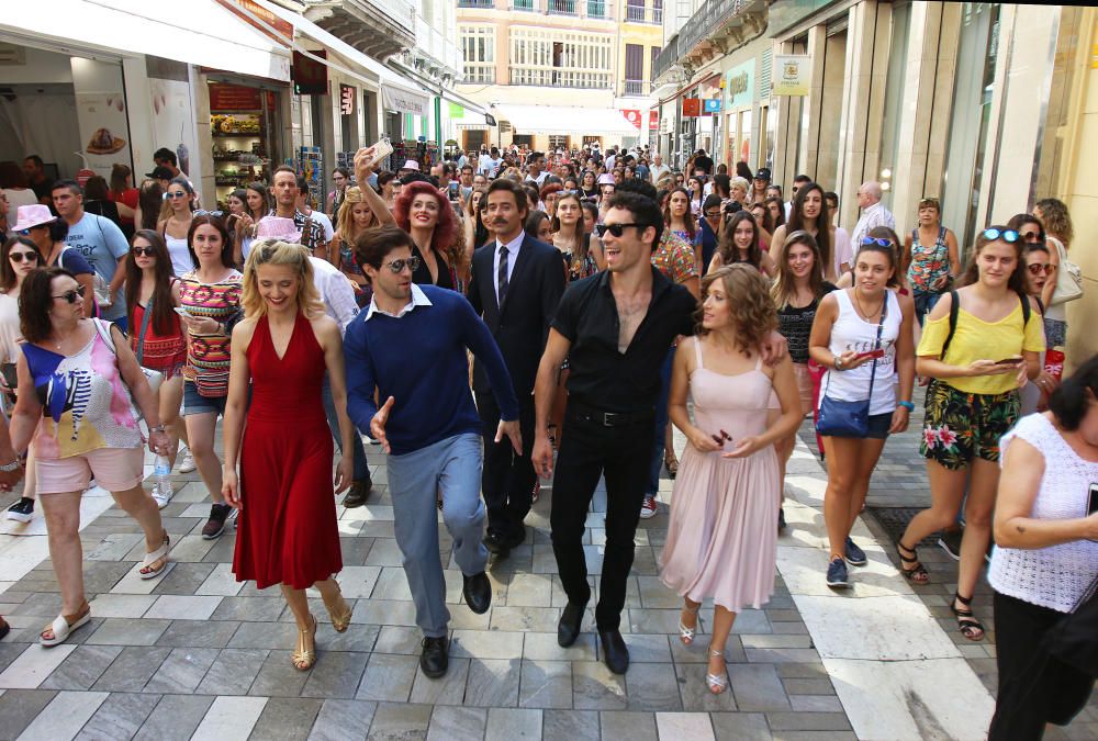 El musical Dirty Dancing sale a la calle en Málaga.