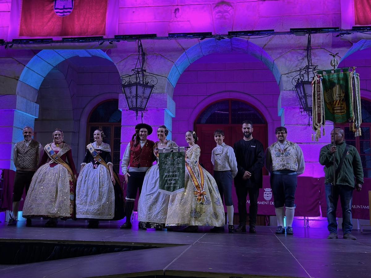 Gandia entrega los premios a mejor ninot