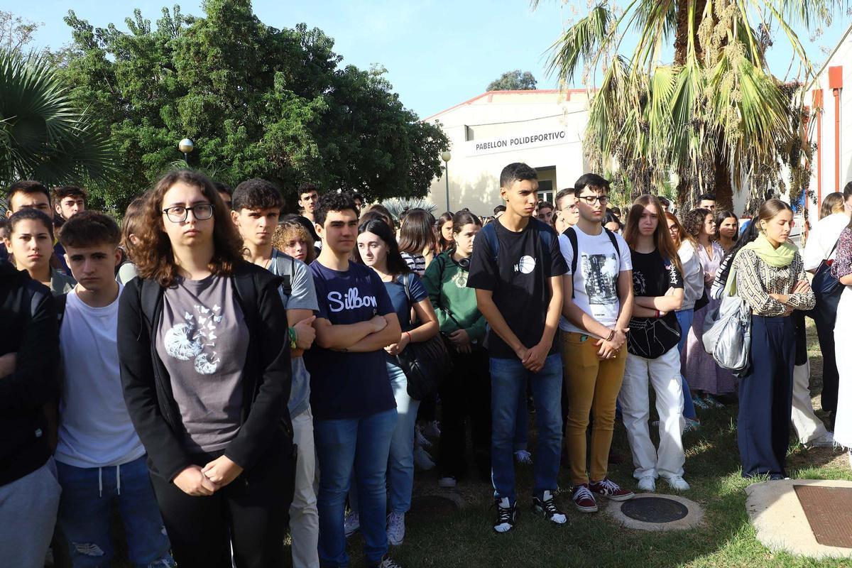 Minuto de silencio en Rabanales Minuto de silencio en Rabanales