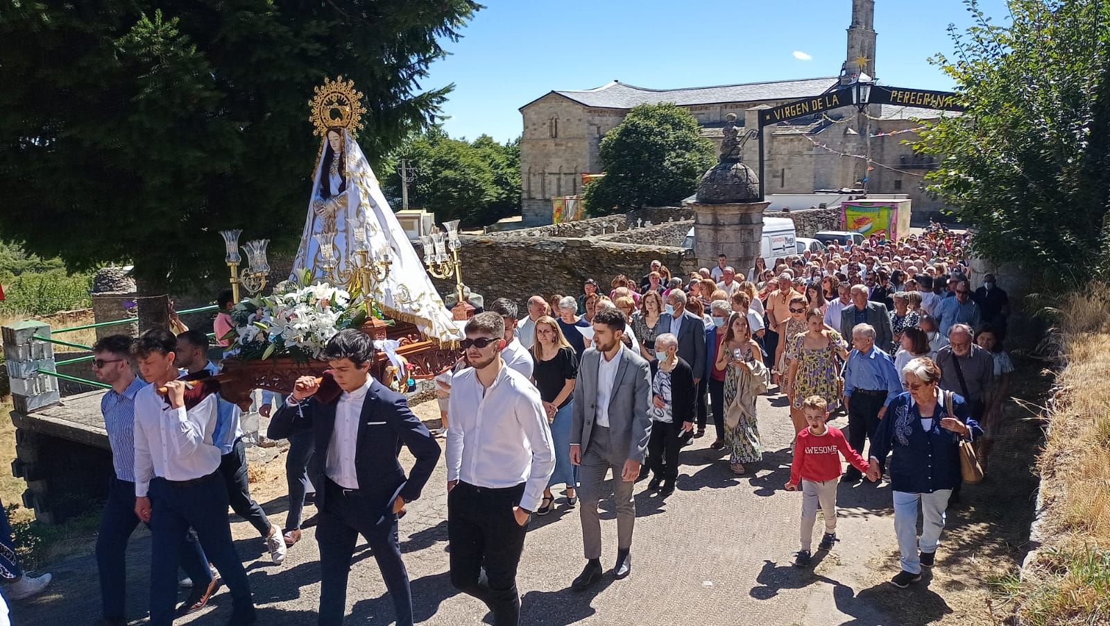 GALERÍA | La procesión de la Virgen Peregrina, en imágenes