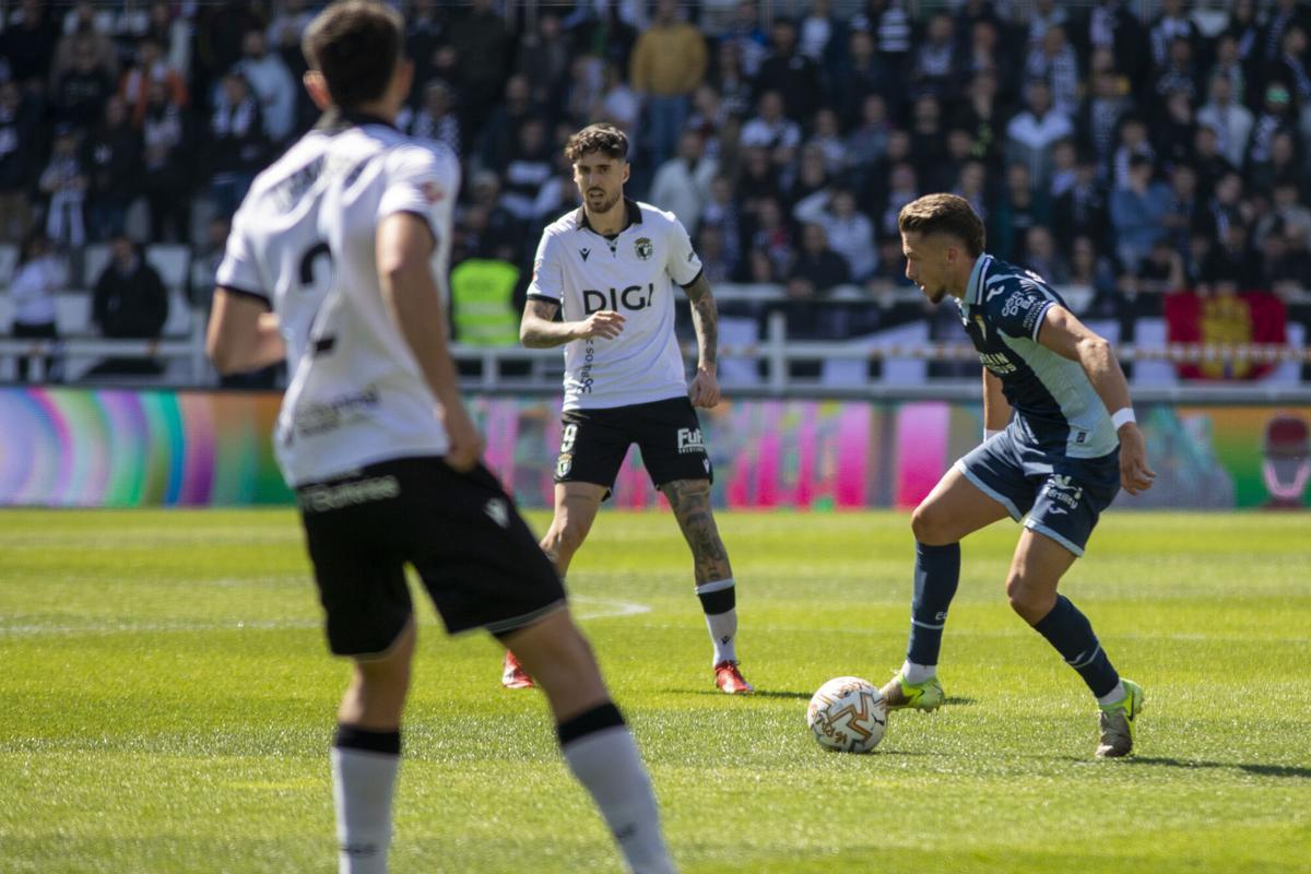 Burgos-Córdoba CF | Las imágenes del partido de LaLiga Hypermotion