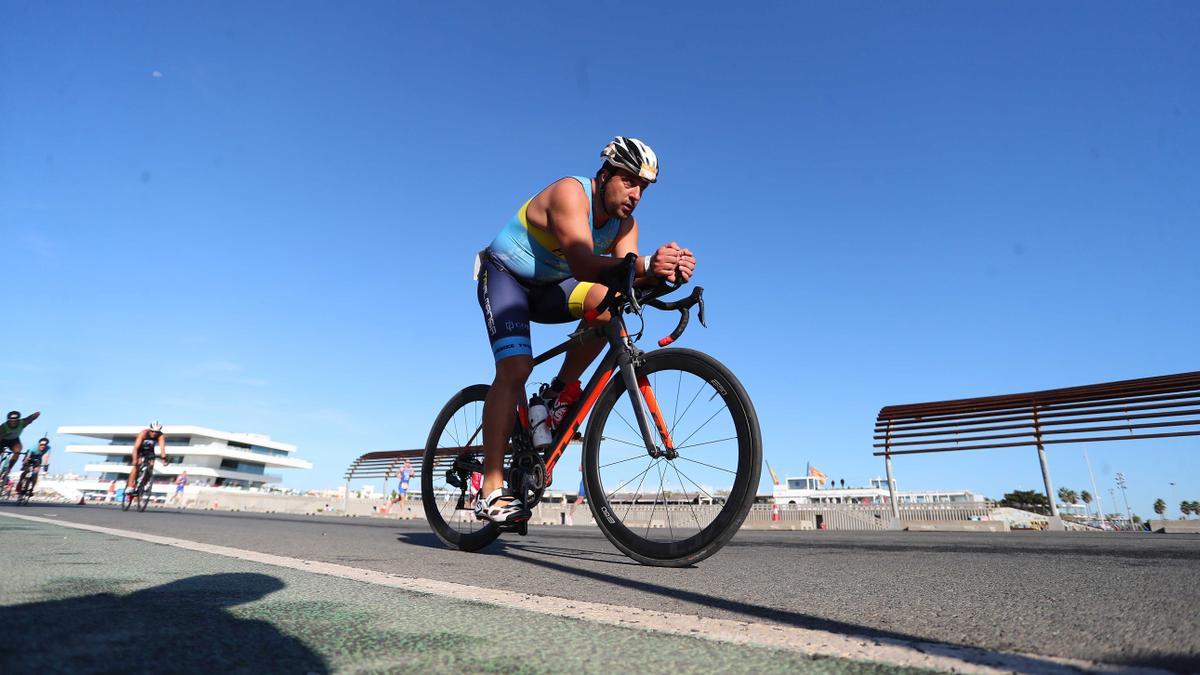 Búscate en las imágenes del Triatlón Olímpico del campeonato de Europa