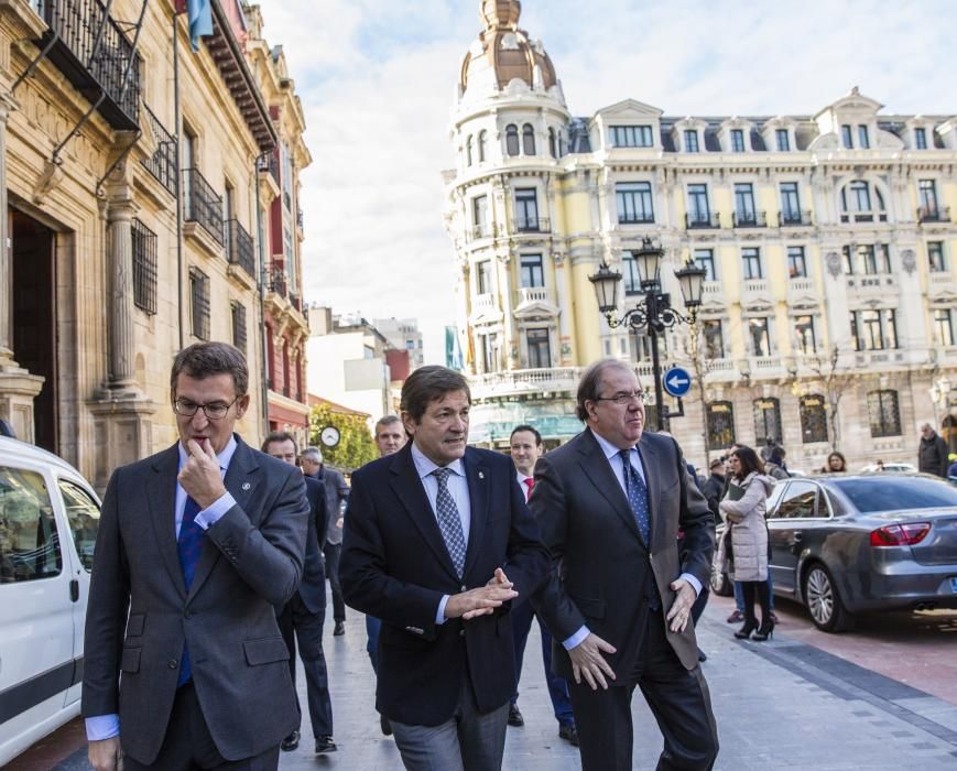 Reunión de presidentes en Oviedo