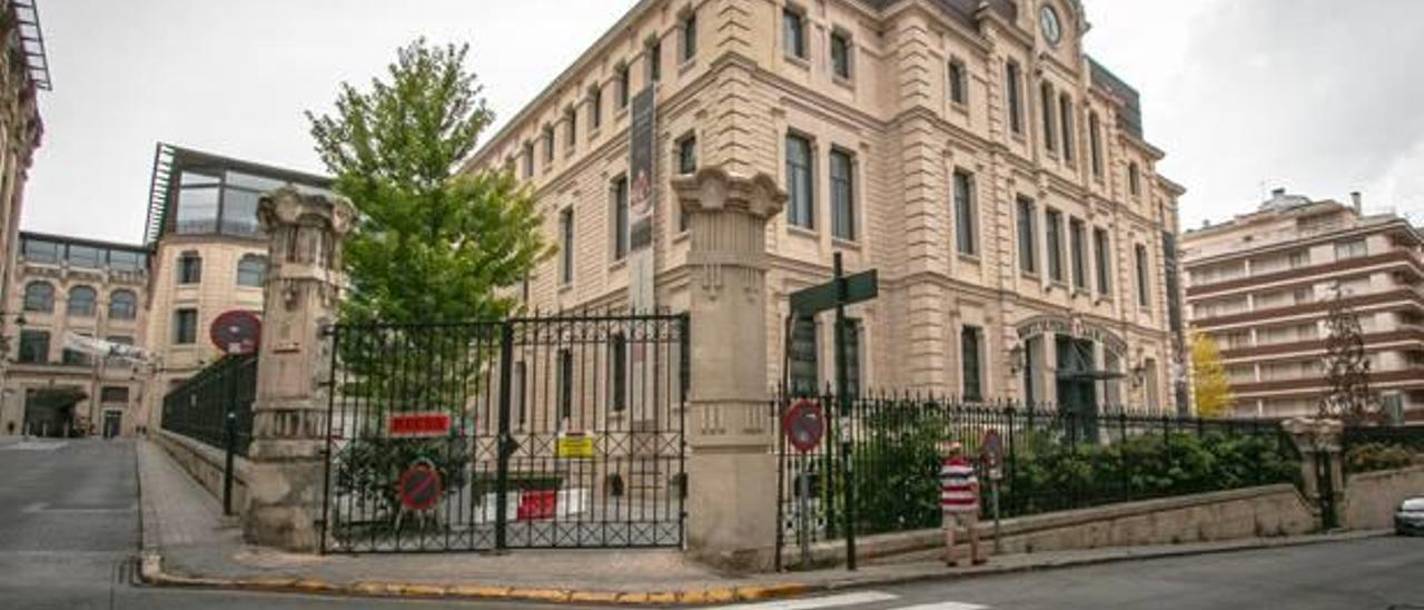 El edificio que alberga el Centre d&#039;Art d&#039;Alcoi, antiguo Monte de Piedad.