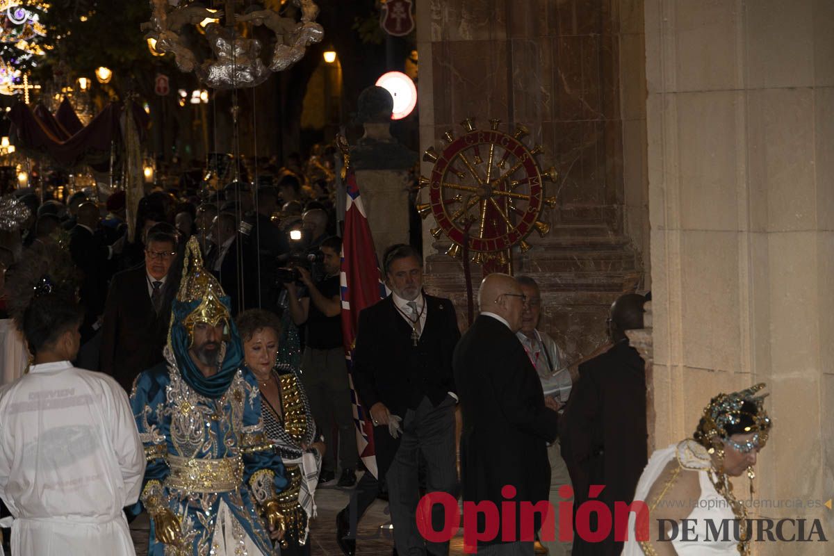 Fiestas de Caravaca | Procesión de día 3 de mayo (Procesión, parlamento y baño)