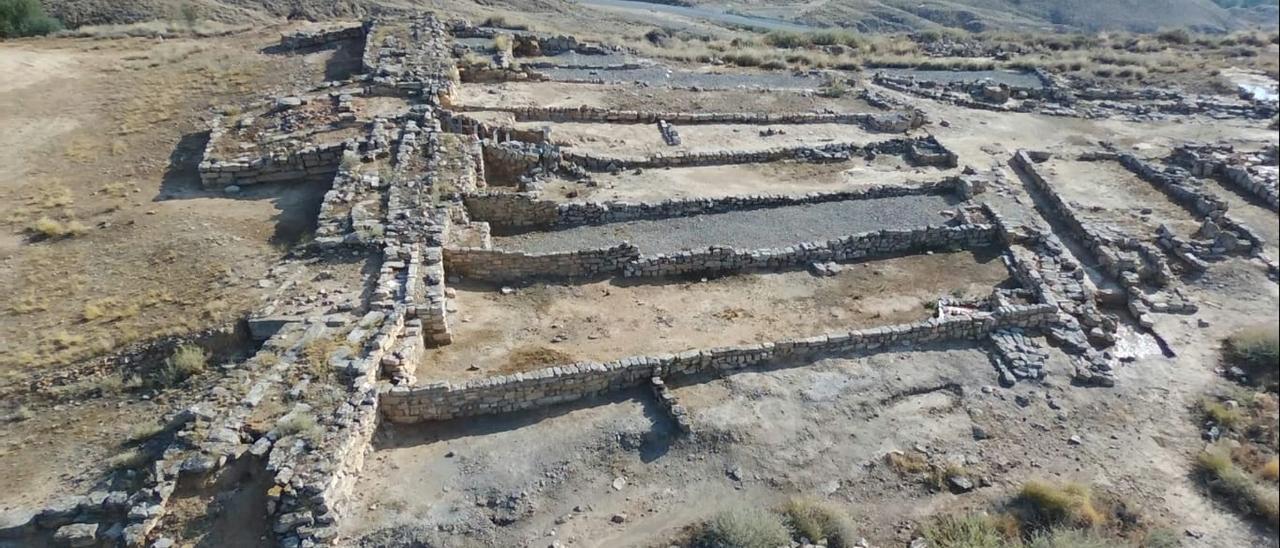 Una visión panorámica del yacimiento arqueológico de La Codera en Alcolea de Cinca.