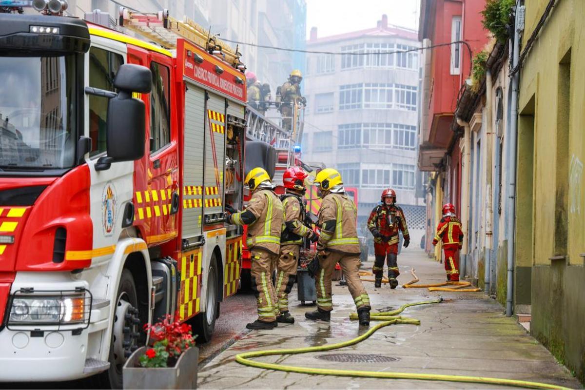 Se incendia la narcovivienda de Os Duráns, en Vilagarcía