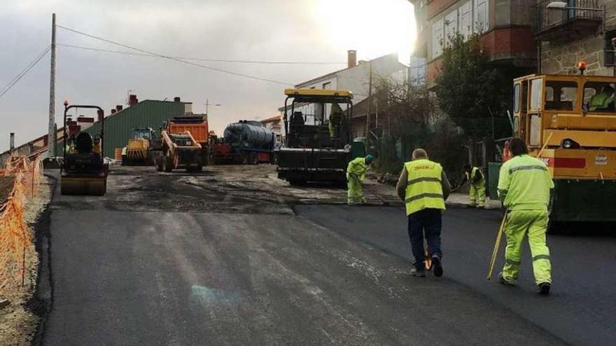 Mejoran el cruce del vial a Santo Domingo con la N-541 en Cerdedo