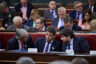 PP y Vox defienden la cumbre Miras-Mazón frente a las críticas de la oposición de "intentar desgastar al Gobierno"