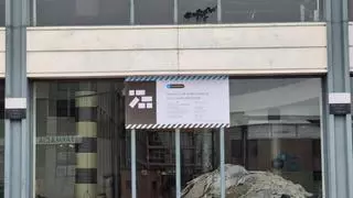 Estrella Galicia demuele un concesionario al lado de su sede en A Coruña para un nuevo uso