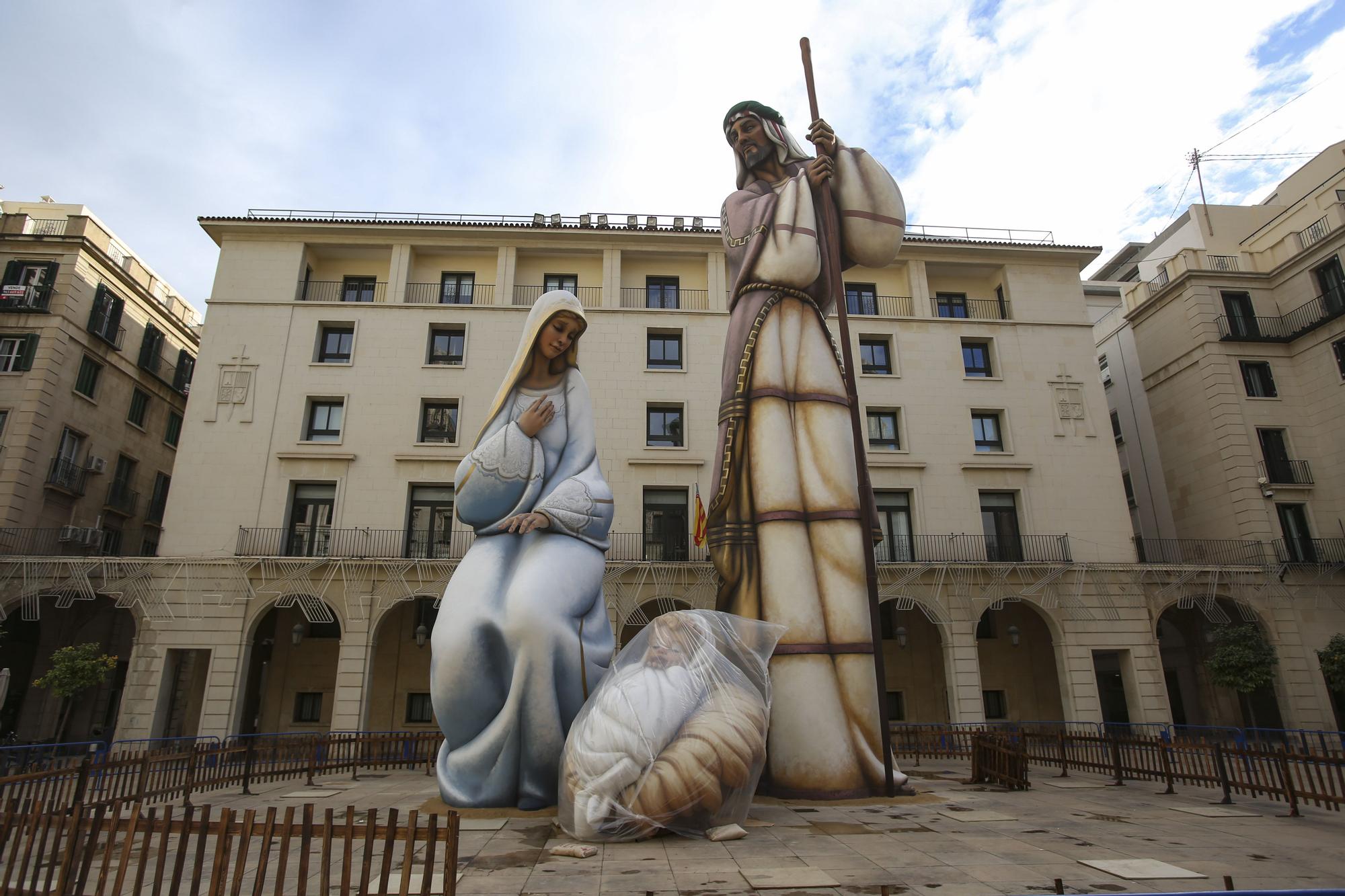 Así luce ya al completo el Belén gigante de Alicante