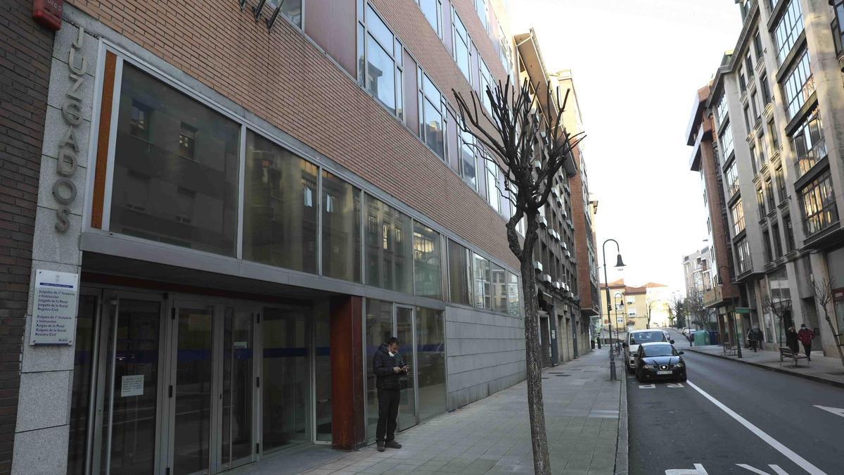 Edificio de los juzgados de Avilés
