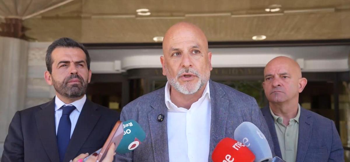 Vox Cartagena se rearma en su cruzada contra los 