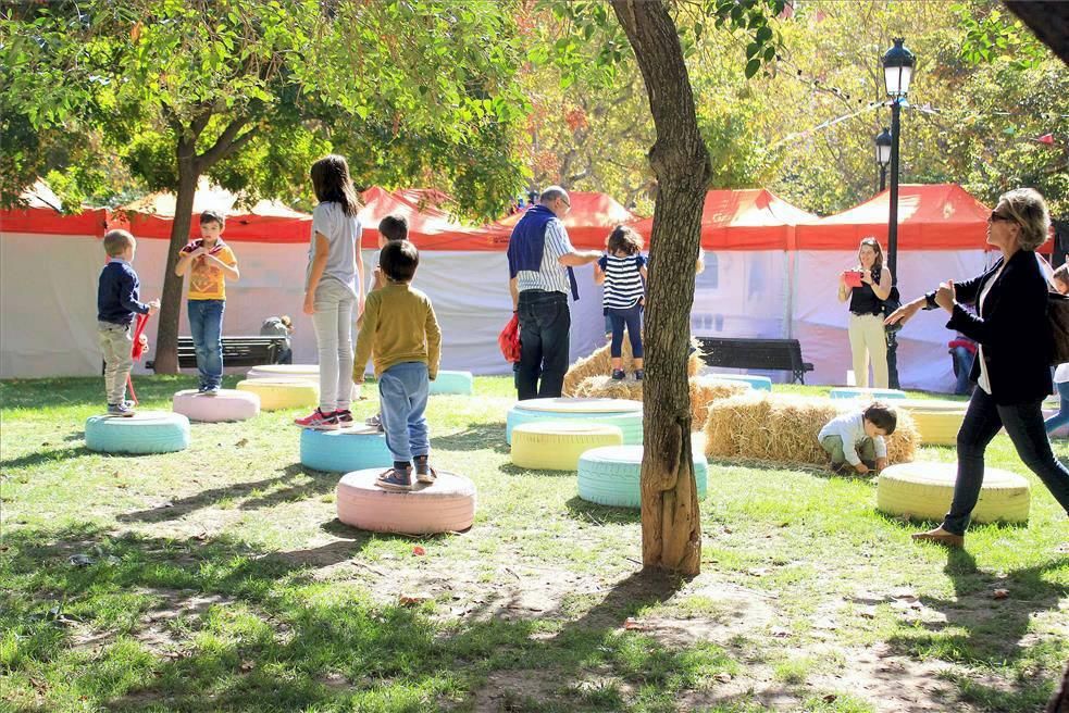 Muestra de artesanía de la Plaza de los Sitios