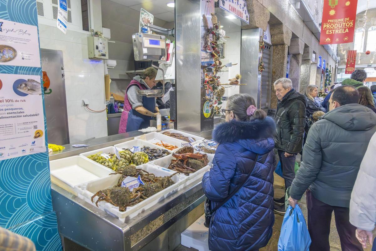Juzgan a un hombre que entró a robar en varios puestos de la Plaza de Abastos