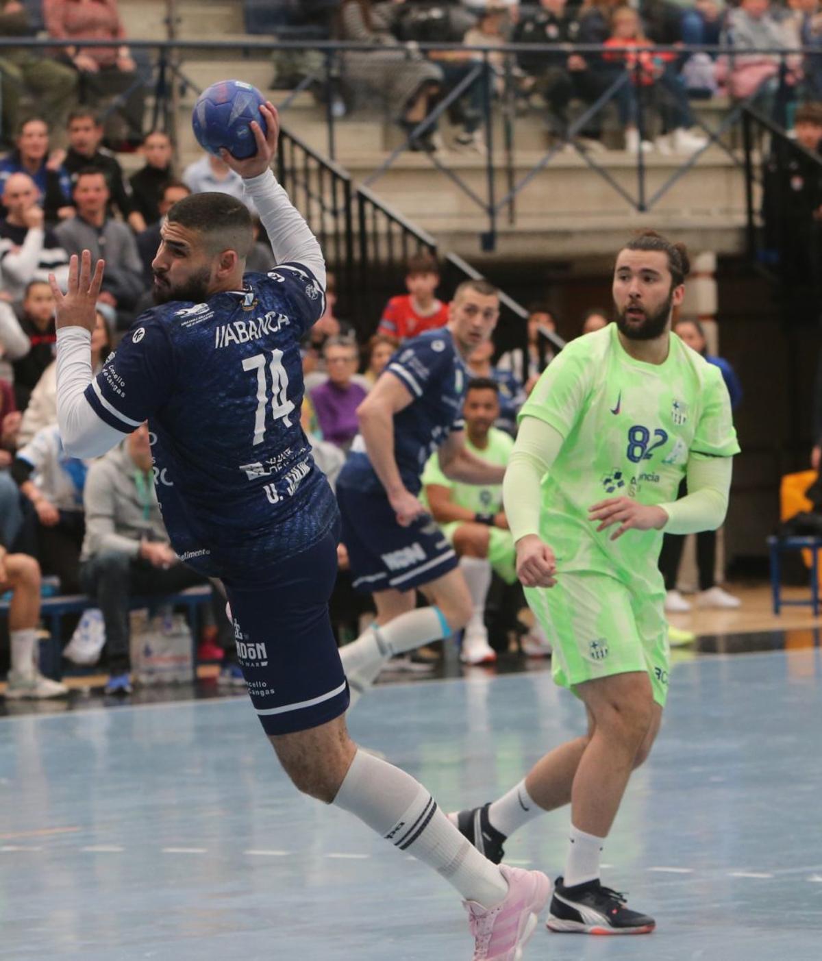 Omar Sherif en el Cangas-Barça de la pasada temporada.