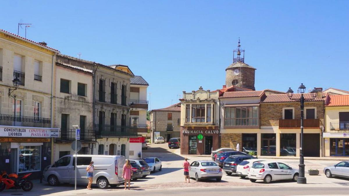 Alcañices remodela la Plaza Mayor para mejorar su seguridad y accesibilidad 