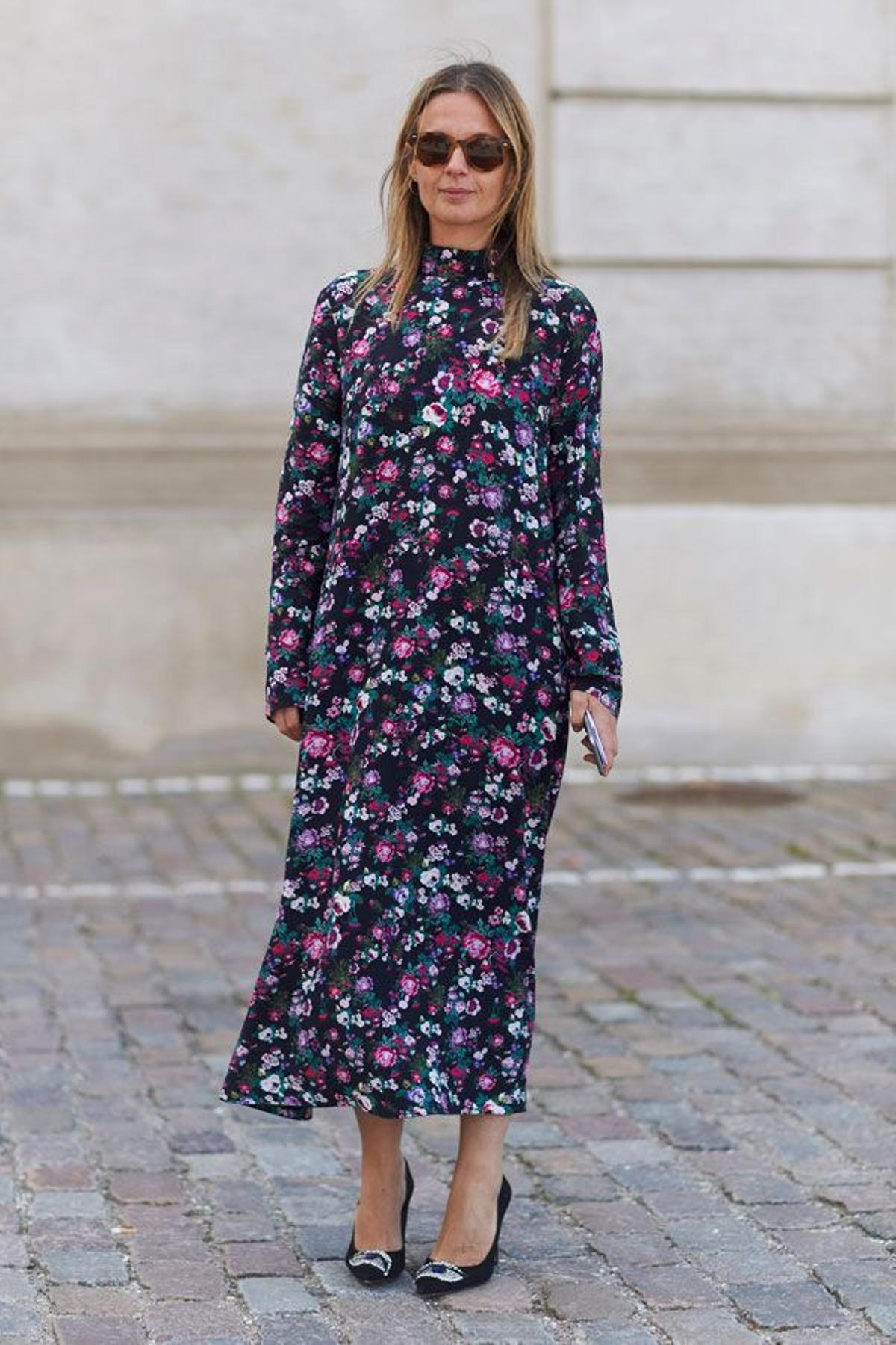 Looks de primavera: vestido midi de flores