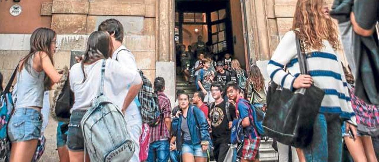 Las matrículas en Religión siguen subiendo en Secundaria por la LOMCE